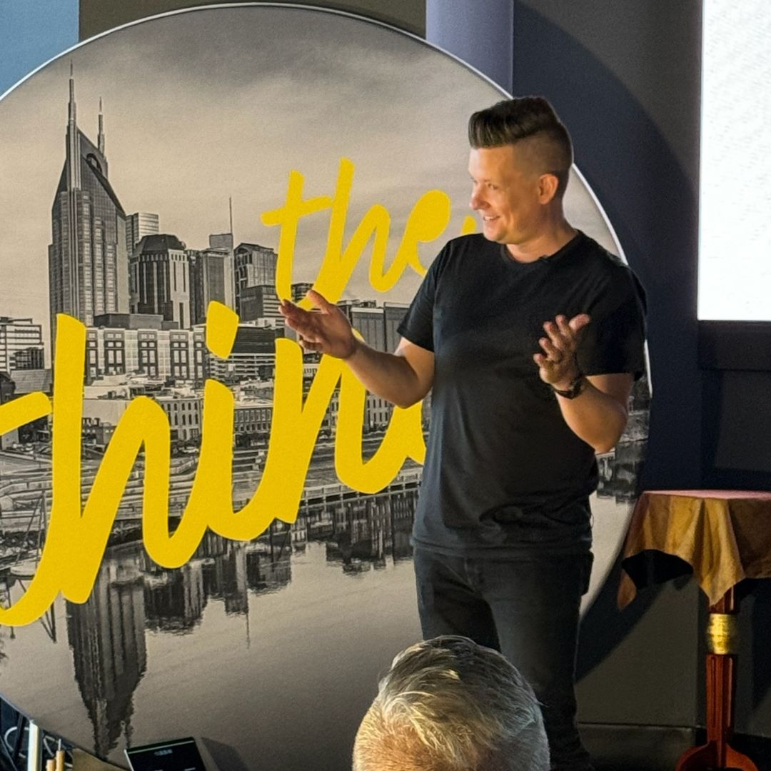 Harris III, Estoria Collective